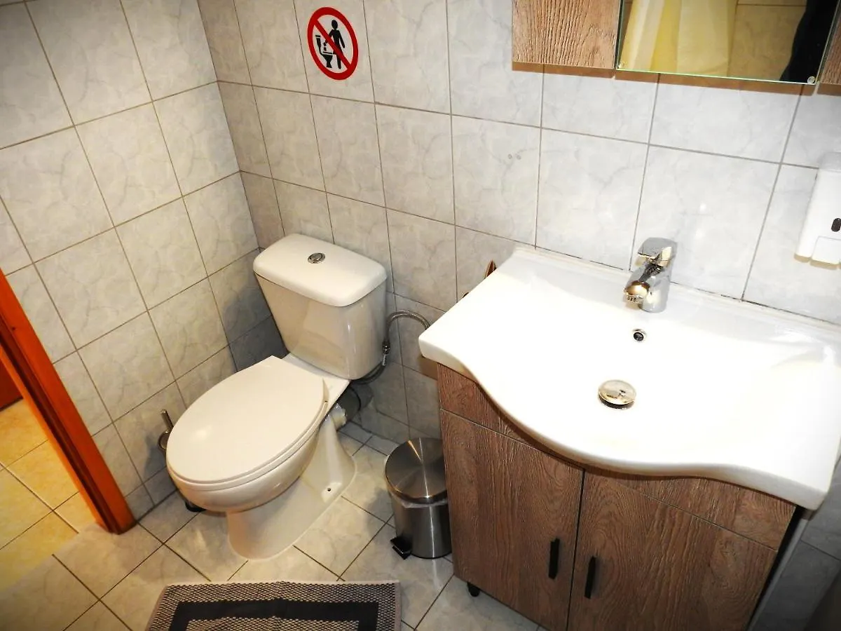 Michaela Luxury Studio Salonic 0*,