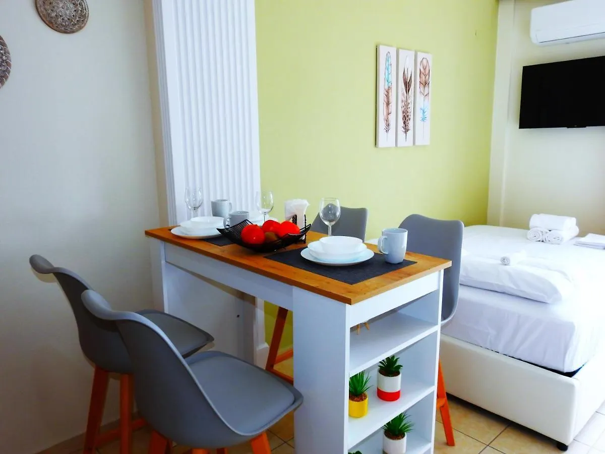 Apartament Michaela Luxury Studio Salonic