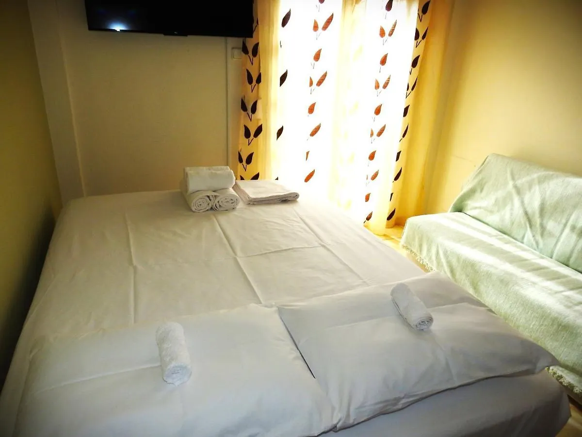 Michaela Luxury Studio Thessaloniki 0*,  Greece